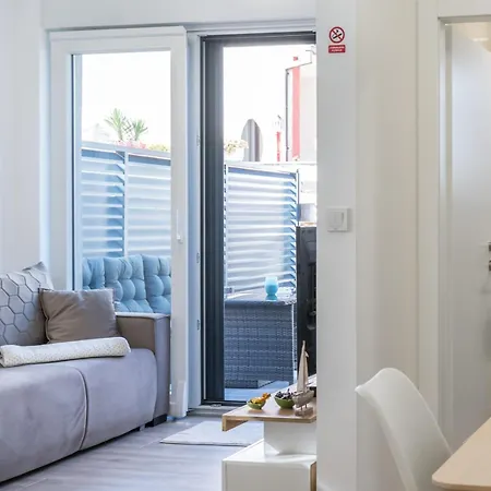 Helena * Brodarica (Sibenik-Knin)